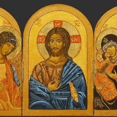 Tryptyk-otwarty---Archanioł-Gabriel-wg-Rublowa---Chrystus-Pantokreator-malowany-dla-arcybiskupa-Ohridu---Matka-Boska-Włodzimirska-wg-Rublowa